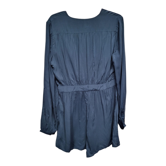 NWT Flirty Ecote Blue Relaxed Fit Romper - Size L - Picture 3 of 5